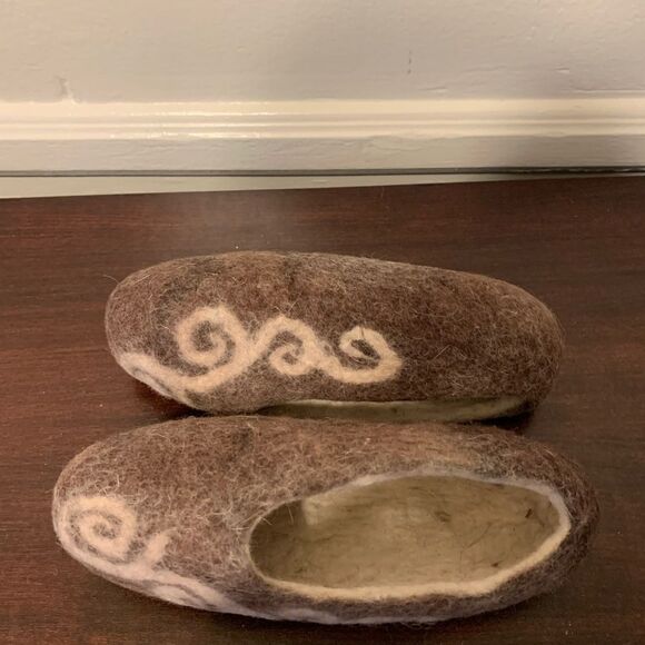 Handmade felt slippers from merino wool size 6 new - Picture 3 of 6